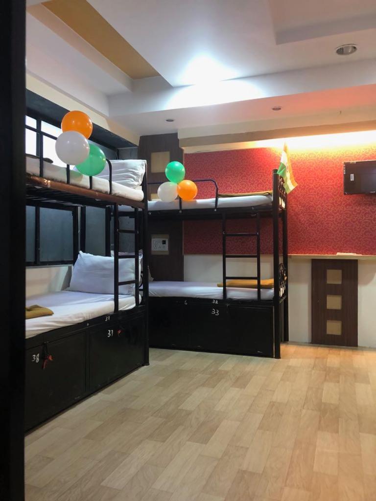 Bandra Dormitory Only For Indian Mumbai Exterior foto