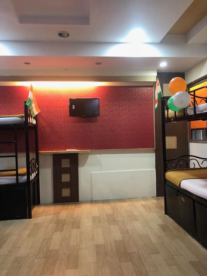 Bandra Dormitory Only For Indian Mumbai Exterior foto