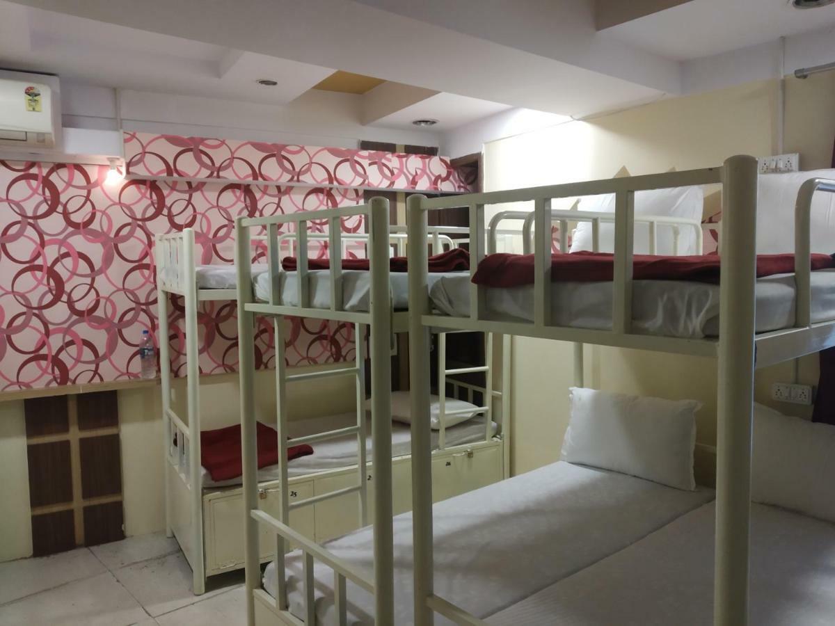 Bandra Dormitory Only For Indian Mumbai Exterior foto